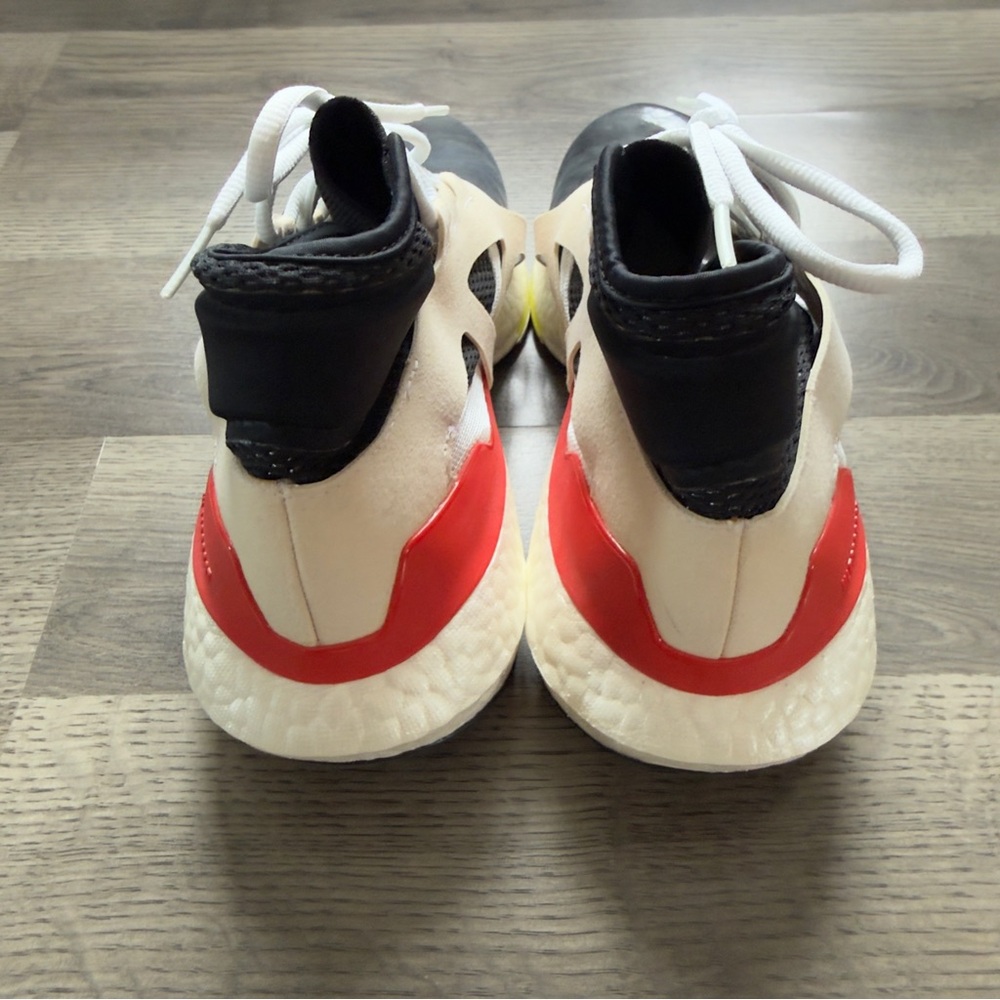 Adidas x Stella McCartney Black, Cream & Red Ultraboost 21 - Picture 4 of 6